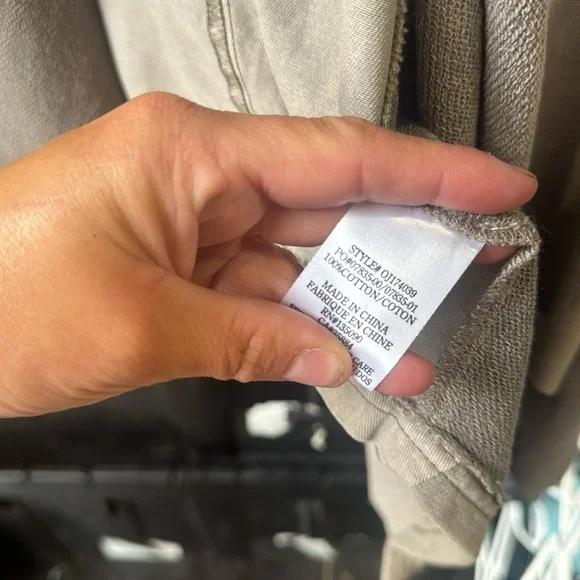 Others follow drape jacket - Picture 4 of 4